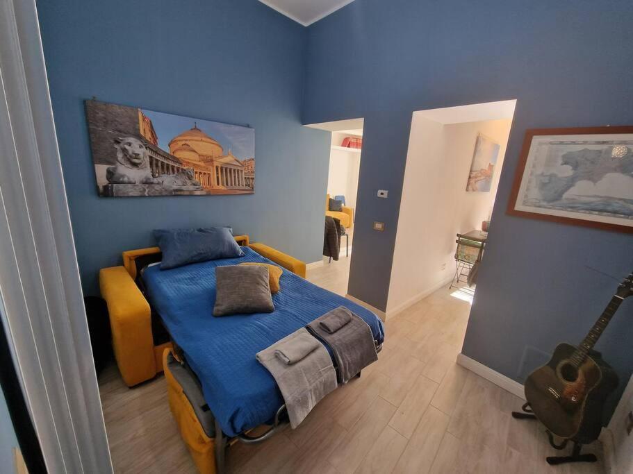 Appartement Pastel Blue House X 5 People In Corso Above Metro Montesanto à Naples Extérieur photo